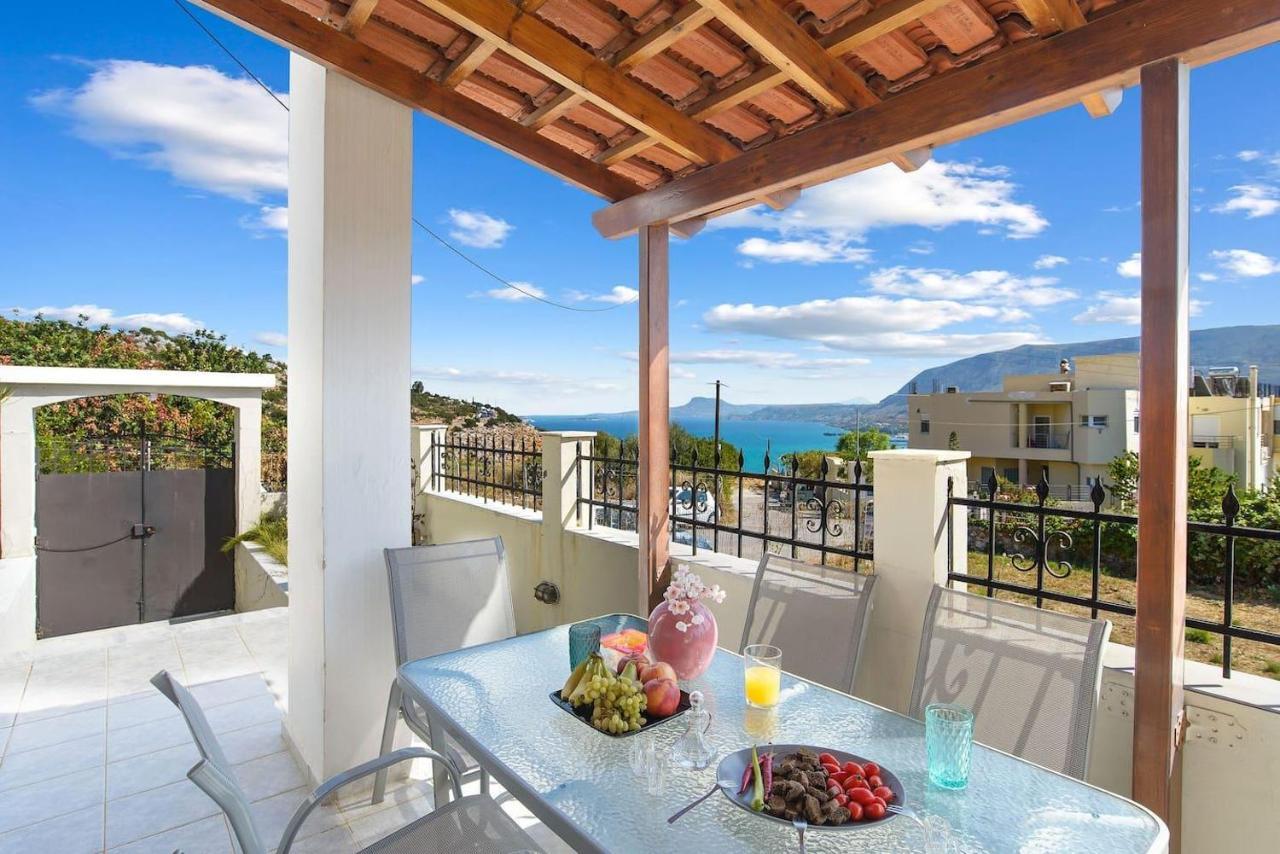 Superior Apartment - Overlooking Chania-With Pool Chrissi Akti Chania Exterior foto