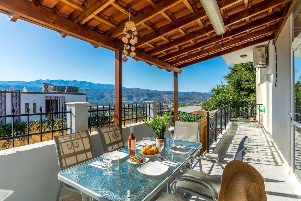 Superior Apartment - Overlooking Chania-With Pool Chrissi Akti Chania Exterior foto