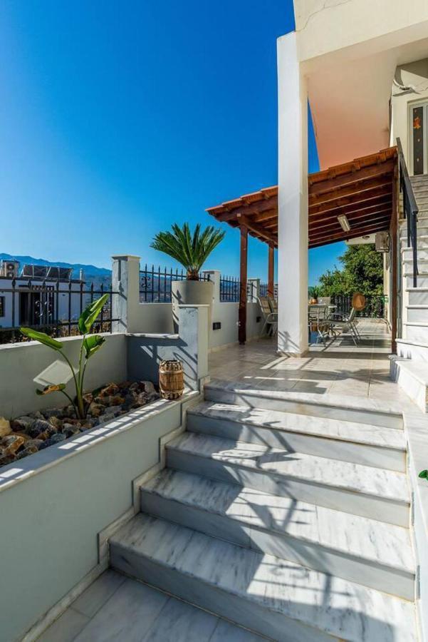 Superior Apartment - Overlooking Chania-With Pool Chrissi Akti Chania Exterior foto