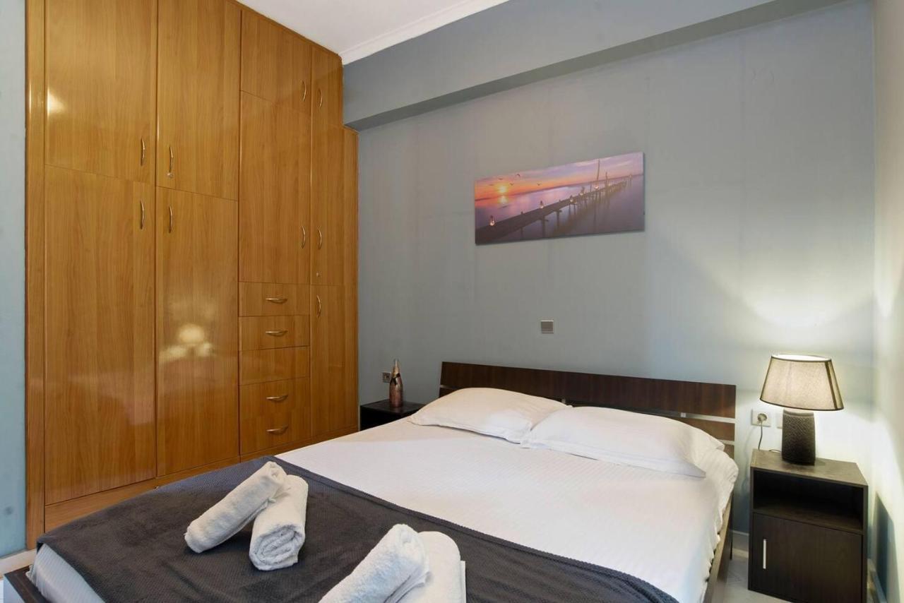 Superior Apartment - Overlooking Chania-With Pool Chrissi Akti Chania Exterior foto